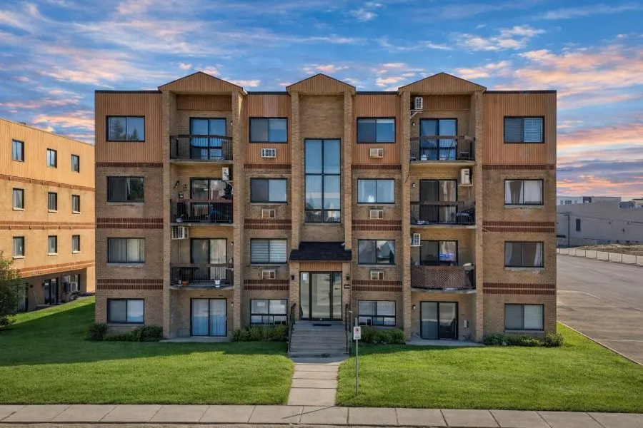 Condo for sale in Laval, Chomedey