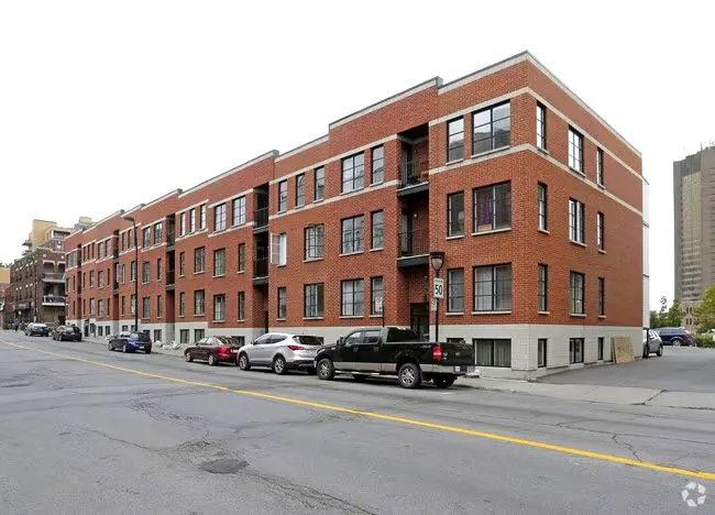 Condo purchased in Ville-Marie